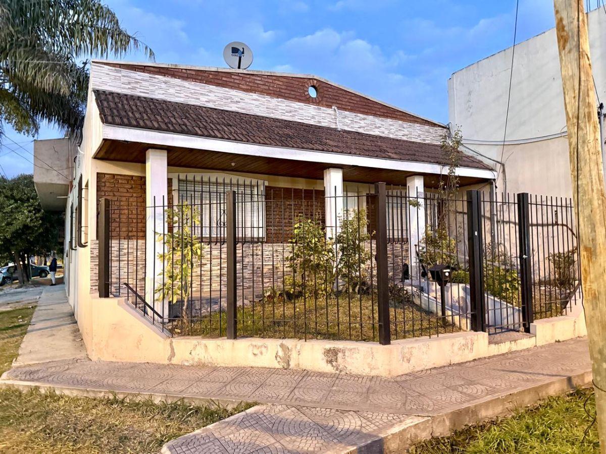 PH en alquiler — Av. Brig. Gral. Juan Manuel de Rosas 1700, José León Suárez, General San Martín